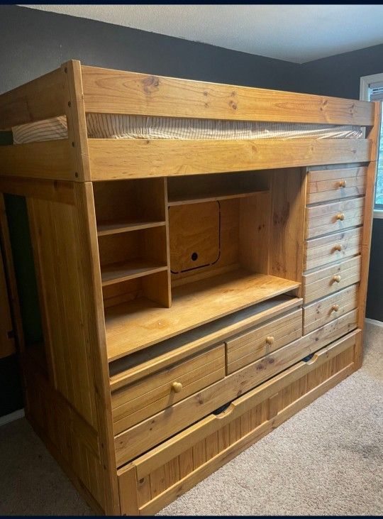 Loft Bed, Desk, Dresser, Trundle Bed