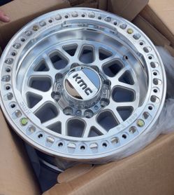 Kmc Beadlock wheels