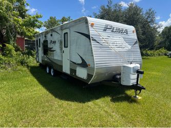 RV 2010. Palomino 25’