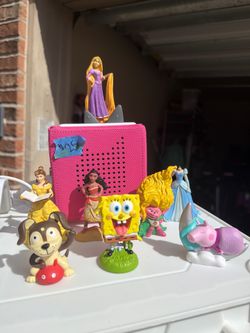 TonieBox (with optional figurines/books)
