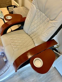 Nail Salon/Pedicure Chair—everything for sale
