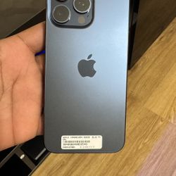 iPhone 15 Pro Max 256GB Unlocked 