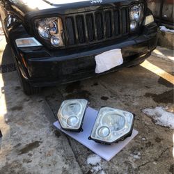 Jeep liberty 2011 Headlights 