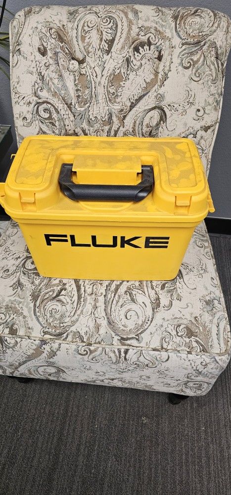 Fluke 1662 Multimeter