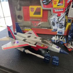 Transformers G1 Reissue Collectibles Starscream