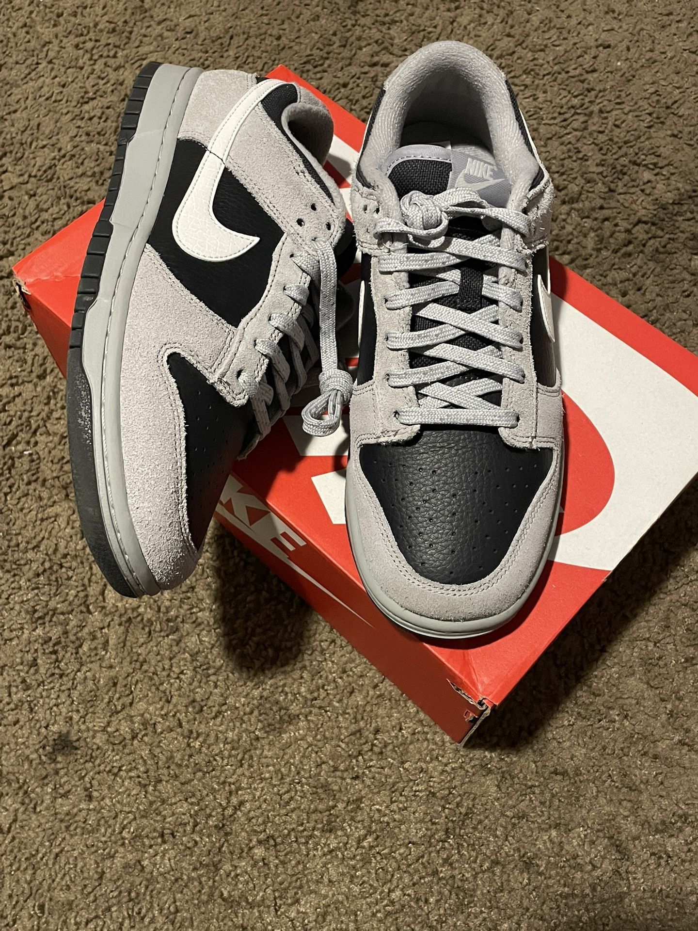 Nike Dunk Low “Light Smoke Grey Anthracite” Size 8 Men/9.5 Women’s 
