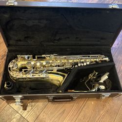 Yamaha Yas – 23 Saxophone Excellent Condition With Case
