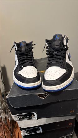 Jordan one mids size 12