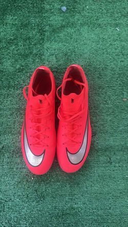 Nike Mercurial Vapor 17 Elite.