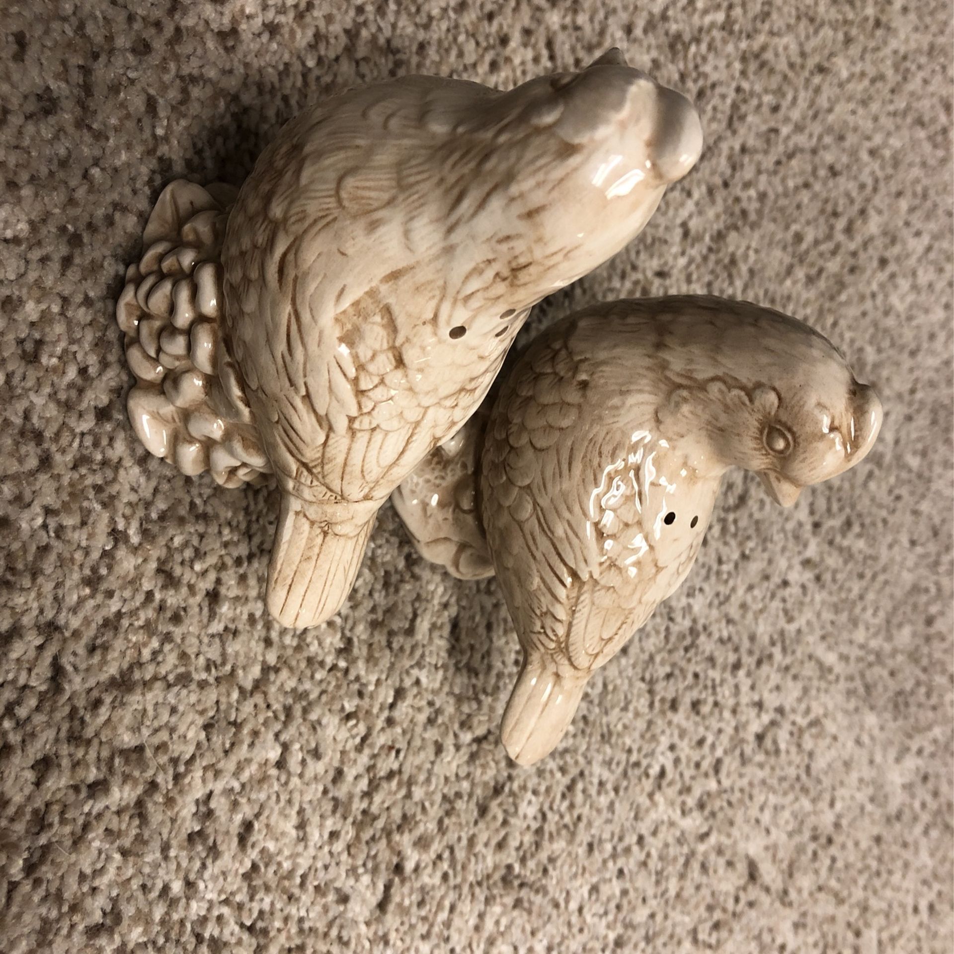 Quail bird ceramic pair salt and pepper shakers