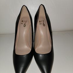 4" Mix No. 6 Leather Heels Size 8 1/2