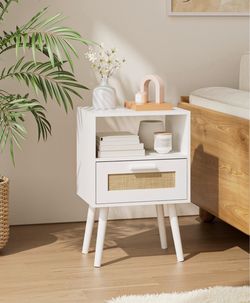 White Rattan Nightstand set of 2 – Mid-Century Modern – Practically New