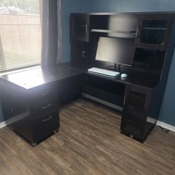 Desk W Hutch L Shape