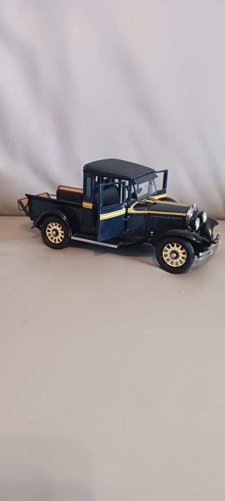 Danbury Mint 1929 Dodge Pick-Up Truck Diecast 1/24