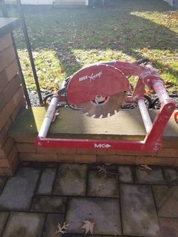 MK portable dry cut table saw with diamond blade
