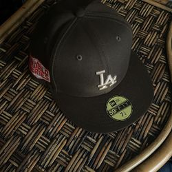 LA Dodger  Cap  7 1/4