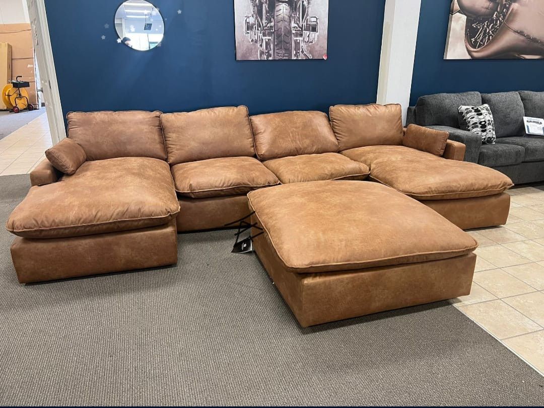 Emilia Caramel 5-Piece Sectional And Ottoman
Ashley Furniture$10 Down Payment And Financing Available