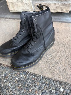 Doc Martins Black boots