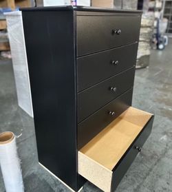 Five drawers dresser