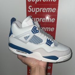 Jordan 4 Military Blue size 8 