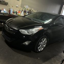 2012 Hyundai elantra limited 