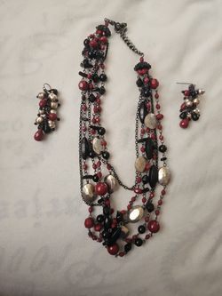 Set Earrings And Necklace $7 