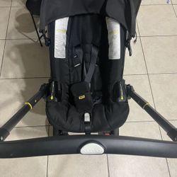 Doona Car seat 