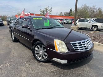 Cadillac DTS Luxury Sedan