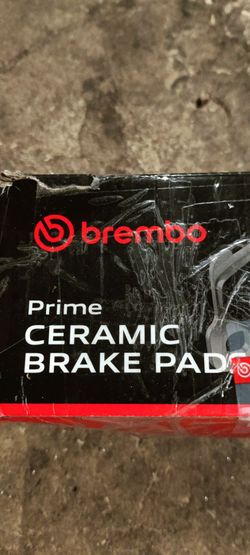 Brand new set of front brembo brakes for BMW SUVs and a few other brands and cars you asked me if it fit your car I can I can find out if it does for 