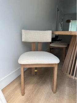 Set of 4 Dining Chairs