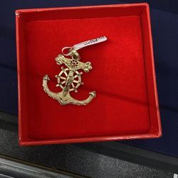 Religious Pendant 