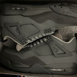 grey cement jordan 4’s size 10