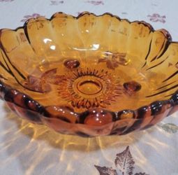 Vintage Sunflower Amber Glass Bowl