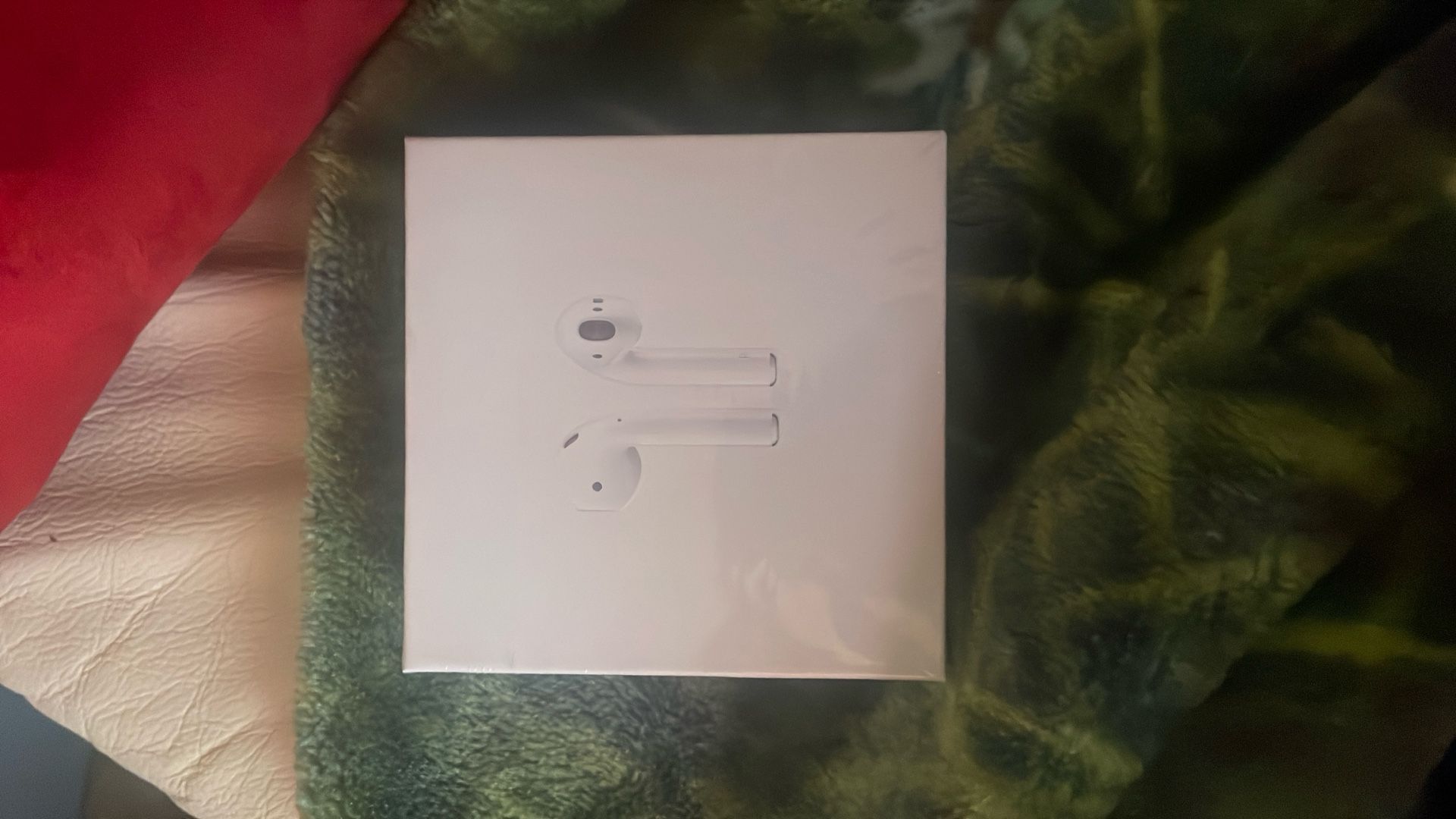 AirPods Gen 2