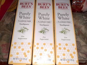 Burt's bees toothpaste