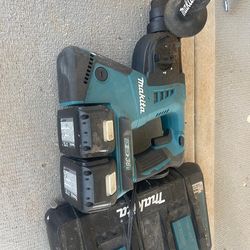 Makita Demolition  Hammer