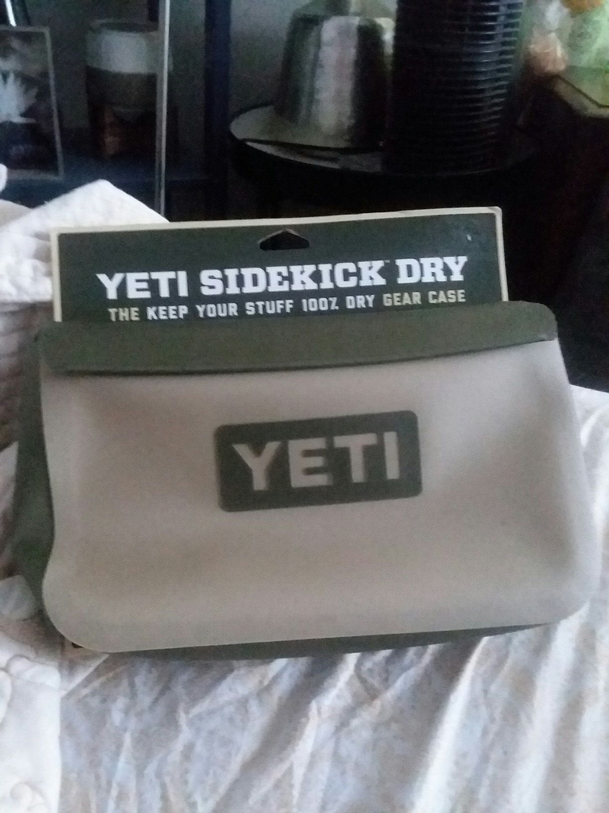 YETI SideKick Dry Bag - Hike & Camp