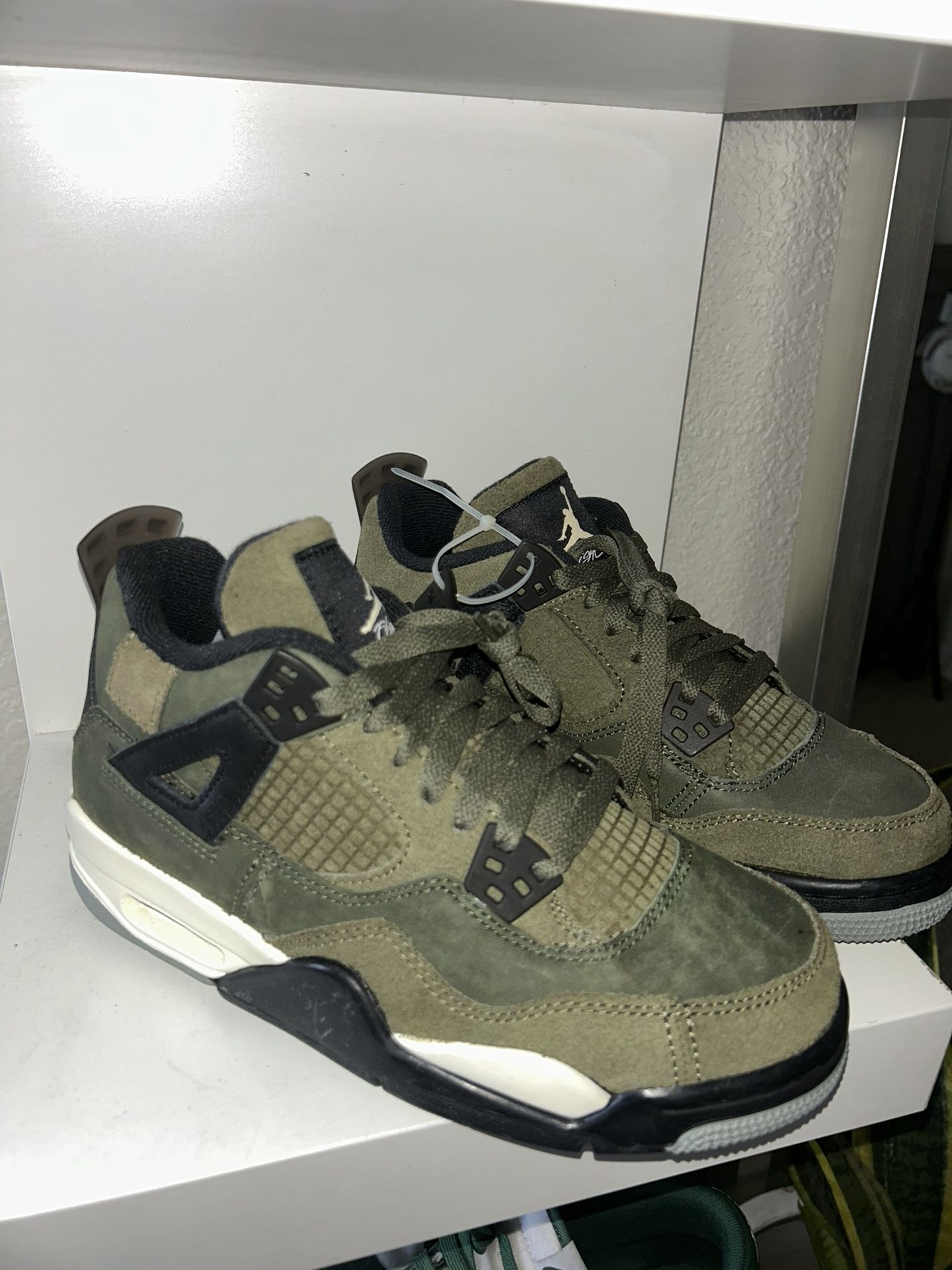 Air Jordan 4 Retro SE Craft GS 'Olive'