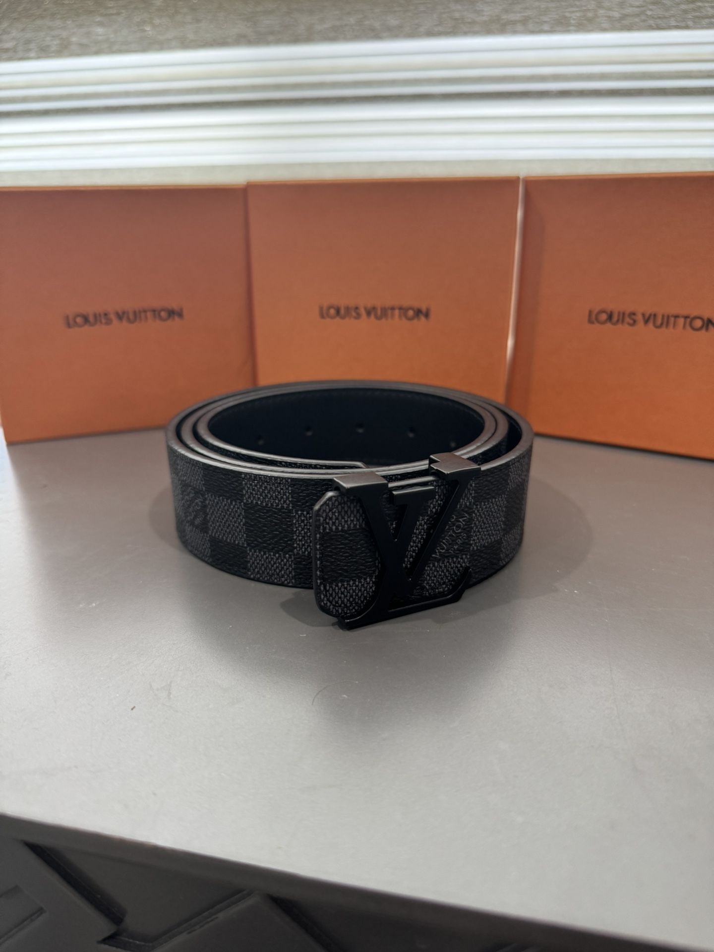 Lv Belt