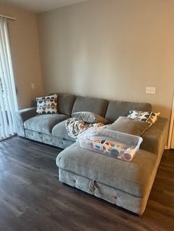 Gray Sectional Sleeper Couch w/ Storage Section – Pull-Out Bed + Pillows Included
