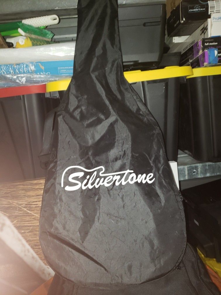 Silverstone Guitar