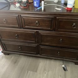 7 Drawer Dresser Ashley’s Furniture