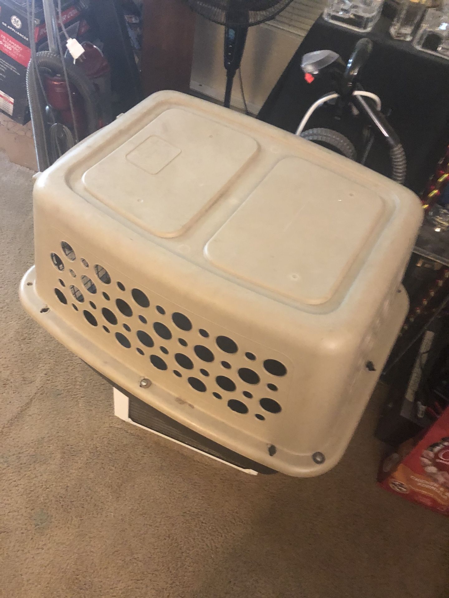 LARGE DOG CRATE