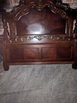 Free headboard+ footboard