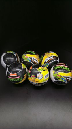 Tmnt Mystery figure balls
