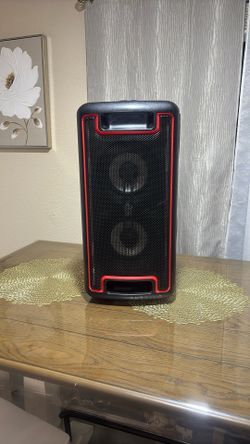 Blackweb Bluetooth Speaker w/ Wheels