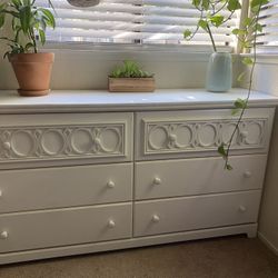 Bed & Dresser with lots of storage