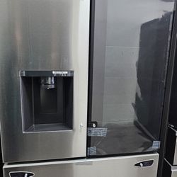 LG 26 cu. ft. Smart Counter-Depth Max French Door Refrigerator with Craft Ice