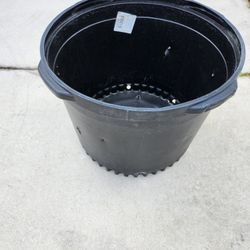 25 Gallon Black Nursery Pots