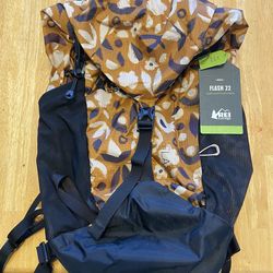Rei Backpack Flash 22  NEW